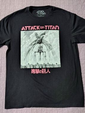 ​Attack on Titan Founding Titan Rumbling Graphic Tee Black Mens Medium M Manga